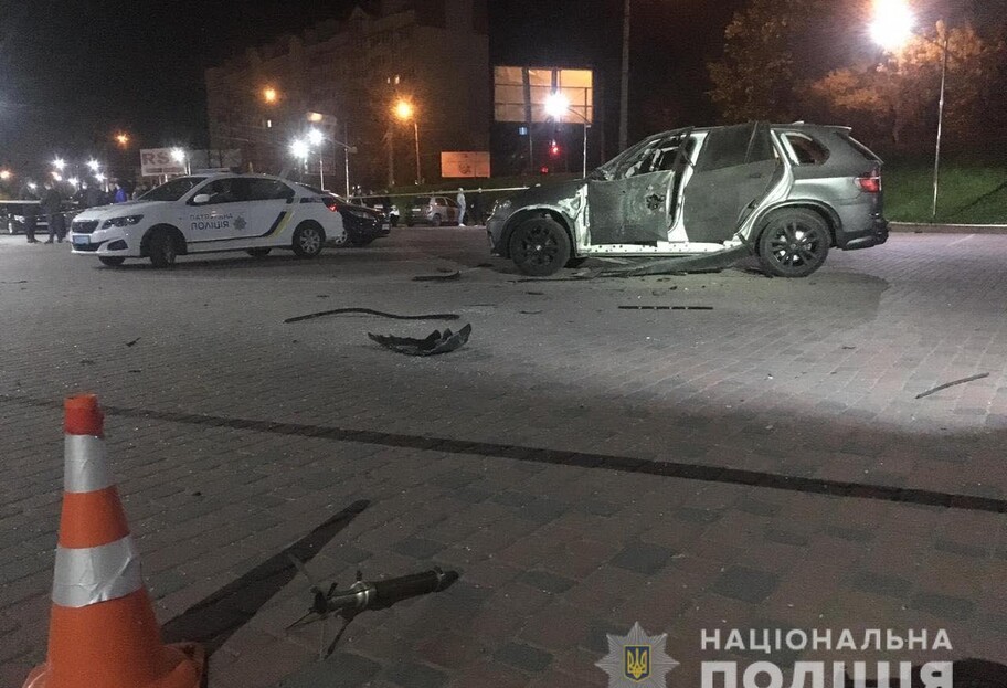 BMW взорвали в Ивано-Франковске из гранатомета - фото и подробности - фото 1