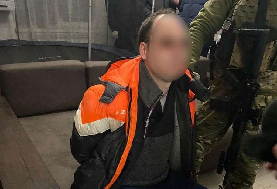 Под Киевом француз взял в заложники 2-летнюю дочь, фото, видео  - фото 1