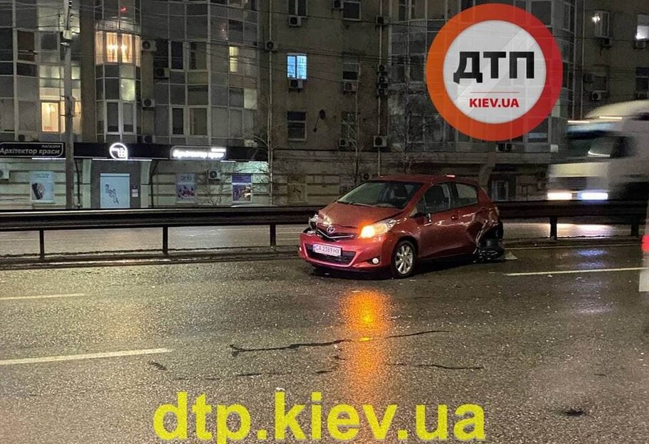 ДТП у Києві - п'яний водій Porsche протаранив два авто, фото - фото 1