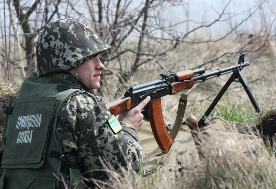 Украинские пограничники сообщили об атаке дронов - фото 1