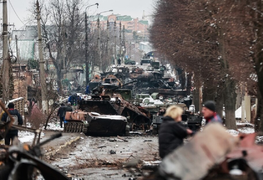 Київська область після звільнення від росіян - трупи на вулицях та знищені будівлі - фото - фото 1