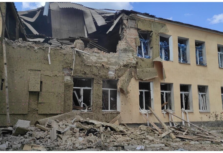 Обстрел Сумской области 4 июля - россияне нанесли удар по школе - есть раненные - фото - фото 1
