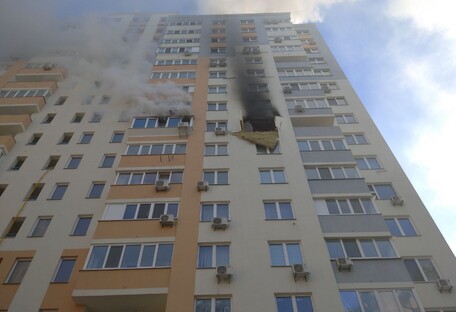 В многоэтажке Киева прогремел взрыв: спасатели эвакуируют жильцов (видео) 