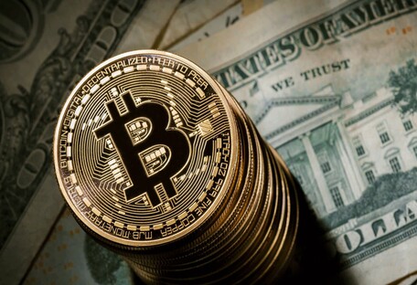 Очередной исторический рекорд: стоимость Bitcoin впервые превысила $70 000