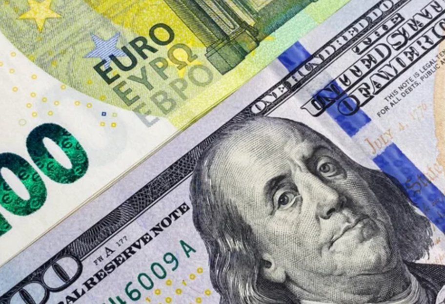 Курс валют в Украине – доллар подорожал в обменных пунктах - фото 1