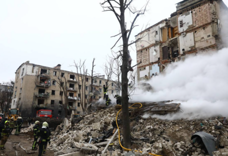 рф ударила КАБами по жилому району Харькова: названо количество пострадавших и погибших