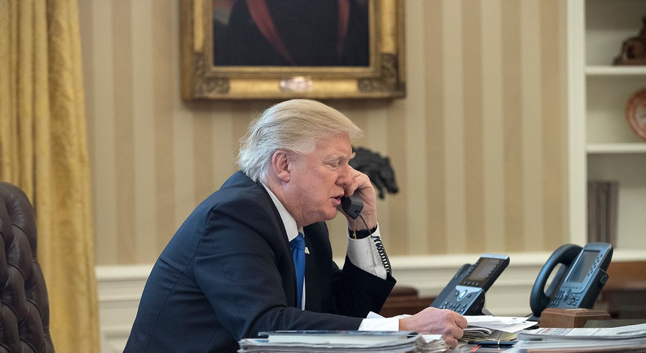 О чем Трамп и Путин говорили по телефону и о чем умолчали пресс-службы