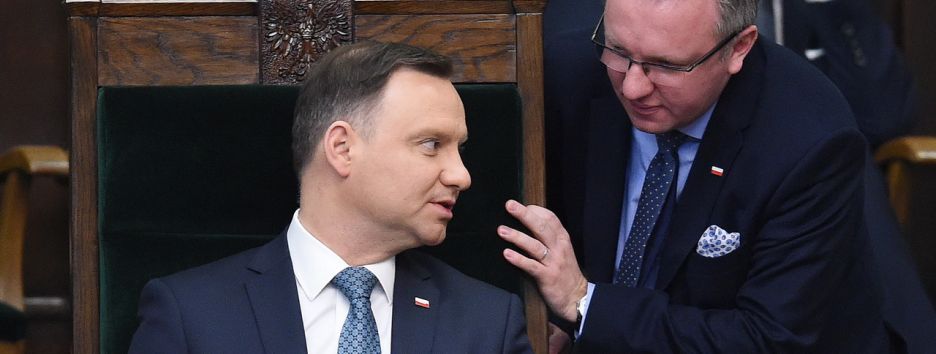 ЕС должен разобраться с «плохим поведением» Польши – EUobserver