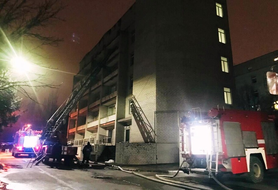 Пожар в запорожской больнице - что известно о версиях и кого задержали - фото 1