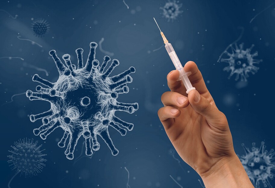 Вакцины от коронавируса AstraZeneca, Novavax, Pfizer, CinoVac в Украине - цена, эффективность, побочные эффекты - фото 1