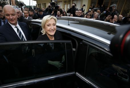 В цифрах: как Ле Пен обойдет противников