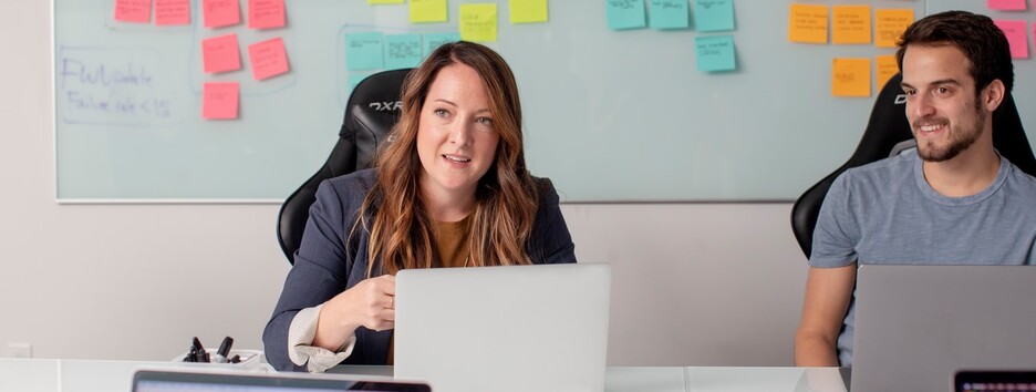 Жінки проти чоловіків: кому краще вдається 