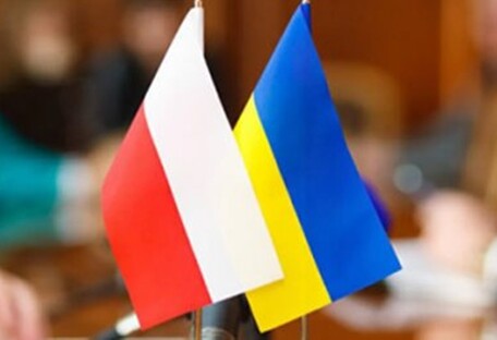 Польща змінює правила в'їзду - вплине і на українців