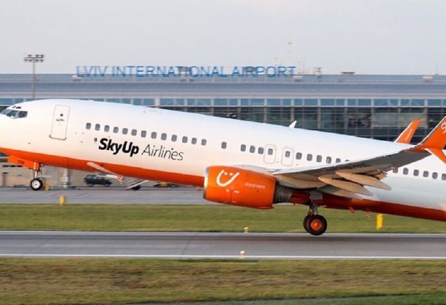 Самолет SkyUp из Занзибара починили: украинцы вылетели домой - фото 1