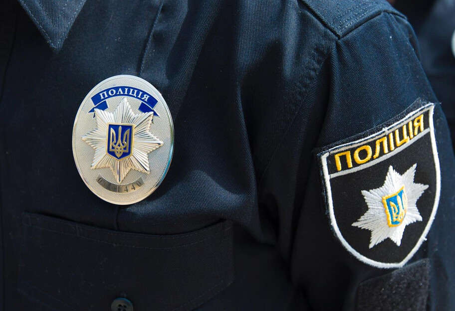В Бердичеве во время ссоры следователь ударил полицейскую - фото 1