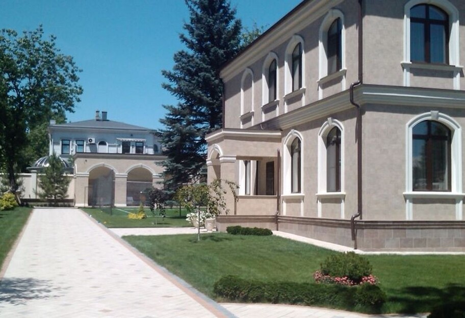  У Донецьку продають елітний будинок за мільйон доларів - фото  - фото 1