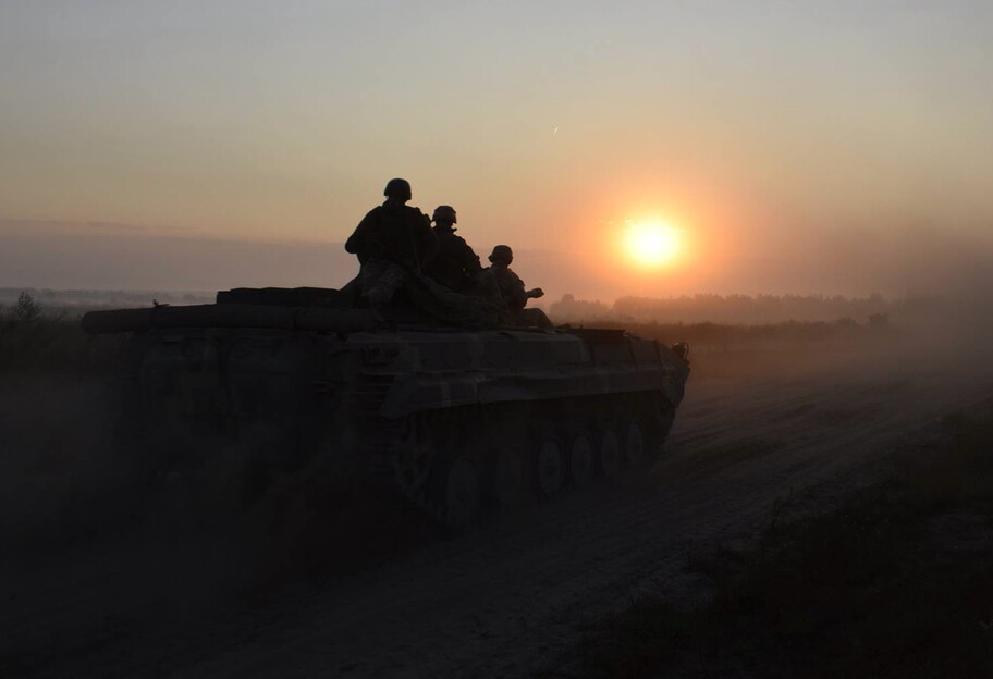 Война на Донбассе - снайпер подстрелил украинского военного - фото 1