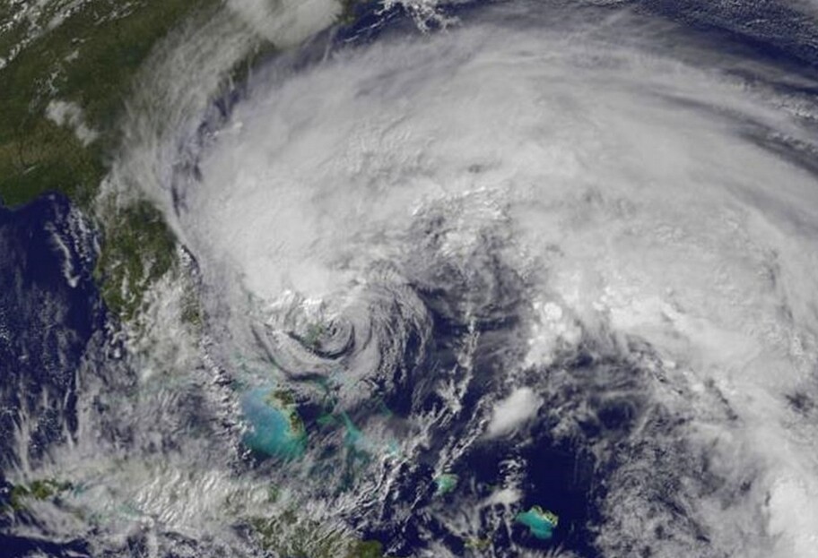 Погода в Украине - два циклона принесут штормовые ветры и осадки - фото 1