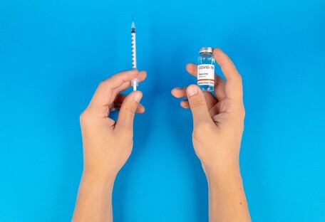 Українці не зможуть обирати вакцину від коронавірусу: Ляшко пояснив чому