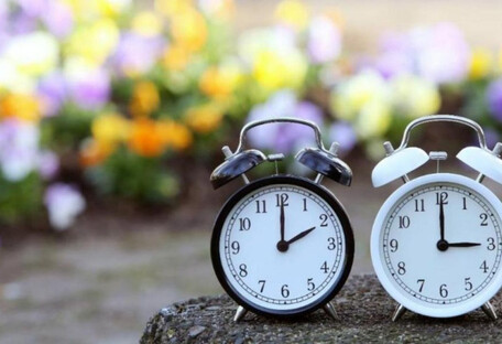 Перевод часов в Украине хотят отменить окончательно: названы сроки