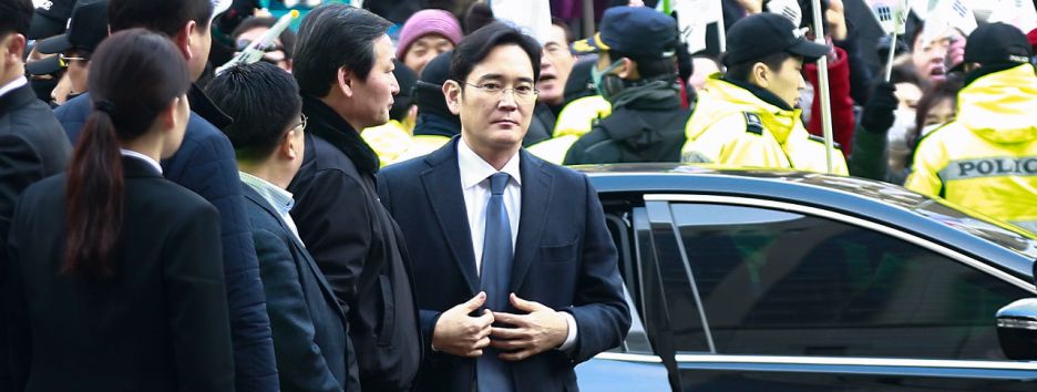 Вице-президент Samsung задержан за коррупцию