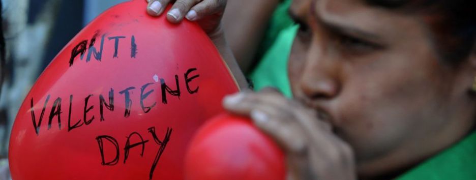 Как в мусульманских странах запретили любовь