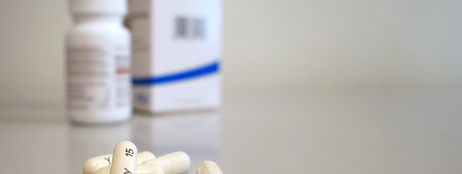 В Украине впервые зарегистрировали аналог зарубежного лекарства от коронавируса