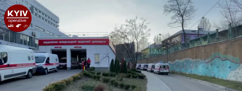 В Києві зазняли чергу із карет 