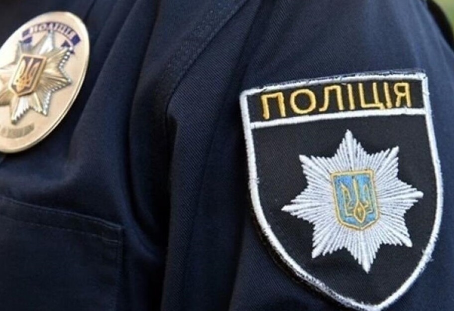 ДТП в Киеве - пьяный водитель врезался в забор, видео - фото 1