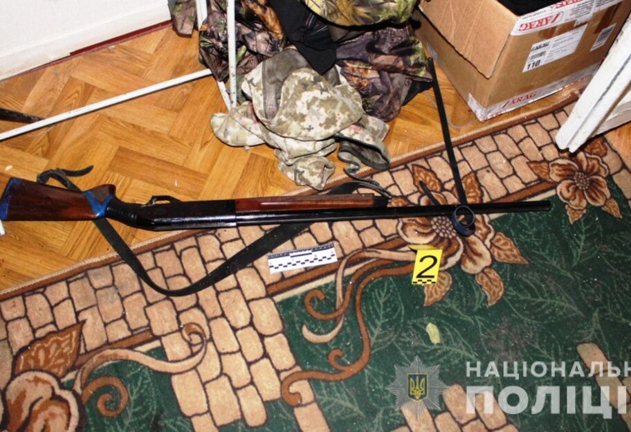 Убил жену и пытался убить себя - фото с места преступления в Одесской области - фото 1