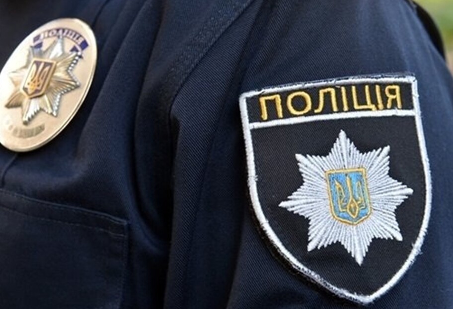 Полицейский насмерть сбил человека - подробности ДТП в Житомирской области - фото 1