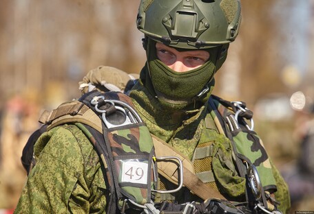 Воювавших на Донбасі псковських десантників відправили у Крим (відео)