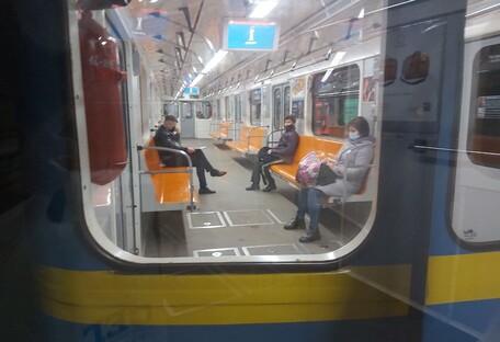 Метро Киева изменит работу поездов на время локдауна