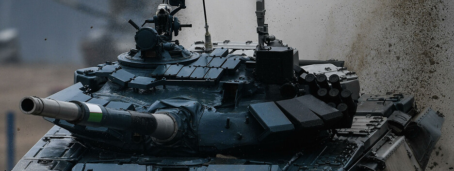 У Росії на військовому полігоні вибухнув танк (відео) 
