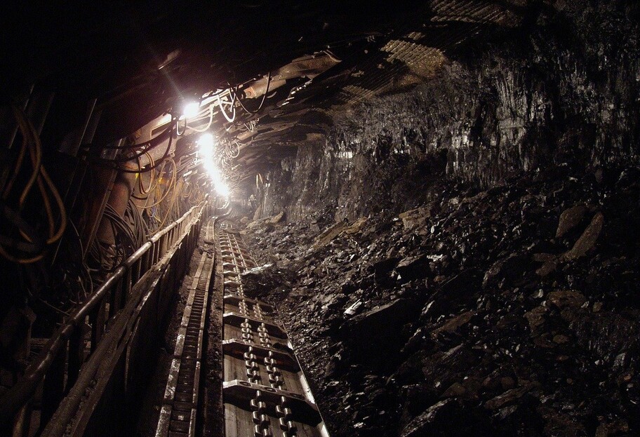 Авария на шахте в Нововолынске - рассказали, как чувствуют себя травмированные шахтеры - фото 1