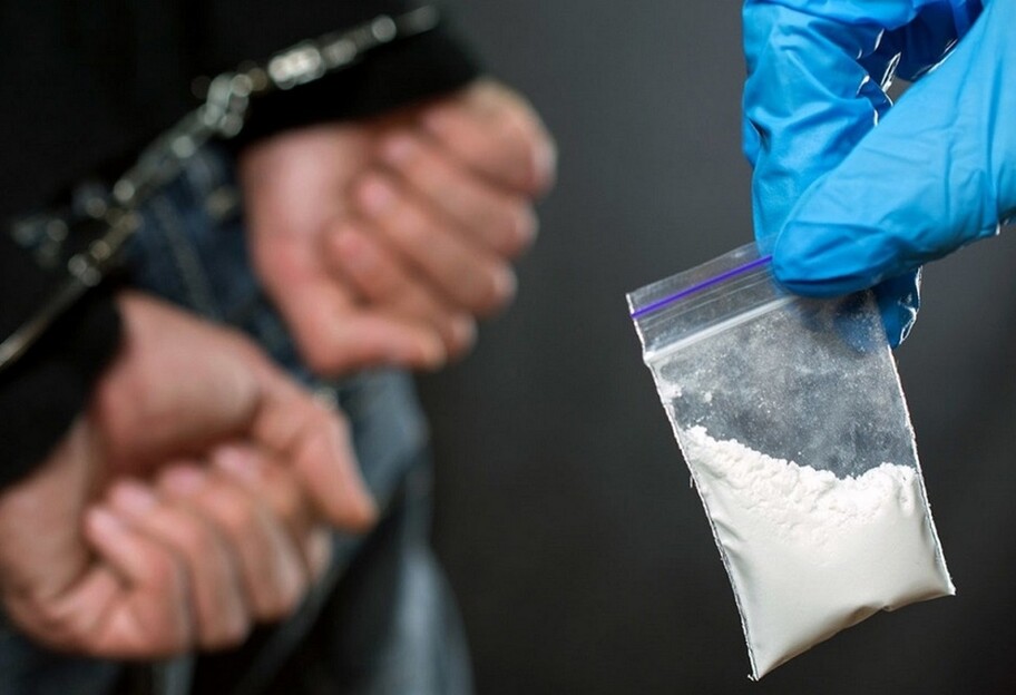 Наркотики на 11 мільйонів вилучили у Києві, наркоторговці затримані - фото - фото 1