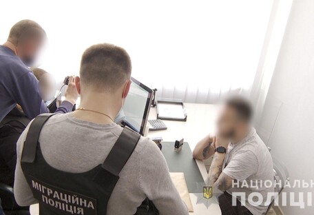 Банда киевлян два года подделывала документы – заработали 26 млн гривен (фото)