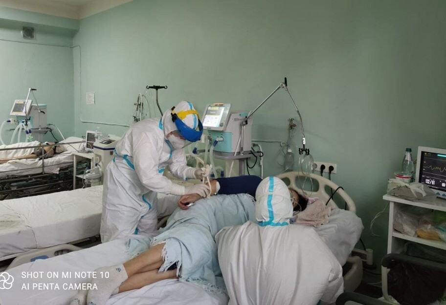 Коронавирус в Украине – новую методику лечения применили в Днепре, спасли супругов - фото 1