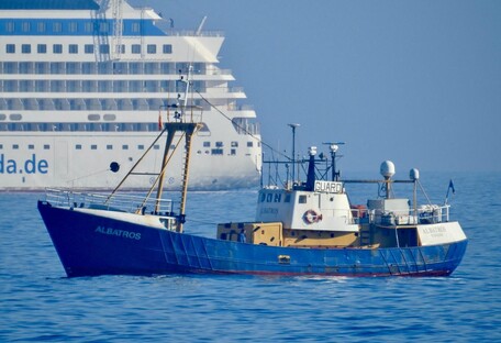 Нашли 18 тонн наркотиков: в Испании задержали украинских моряков