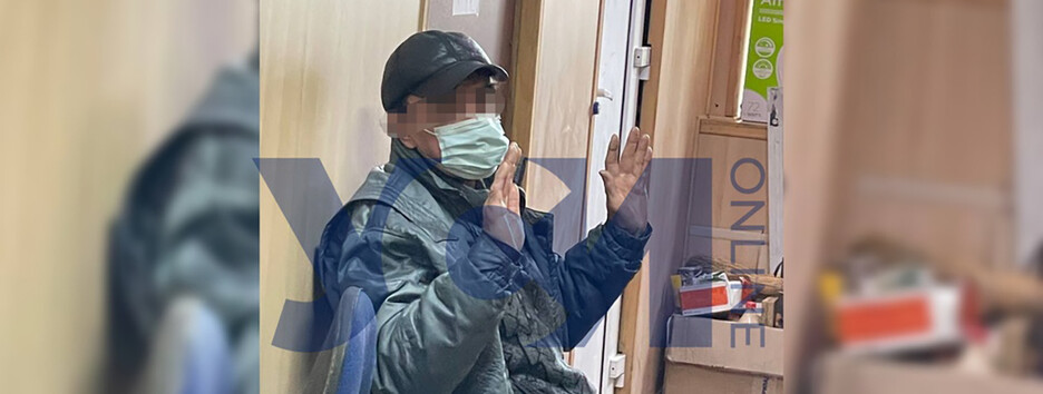 В Одесі затримали чоловіка, який чіплявся до 9-річної дитини