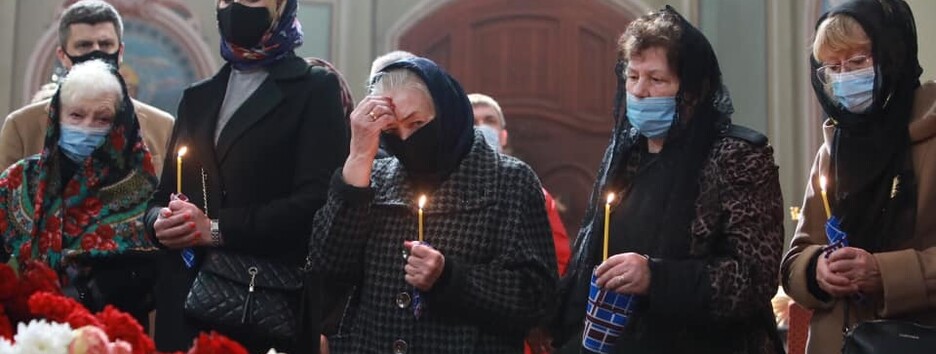 У Києві попрощалися з відомим письменником і політиком Володимиром Яворівським