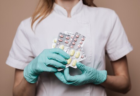 Британцы разрабатывают первые в Европе таблетки от коронавируса