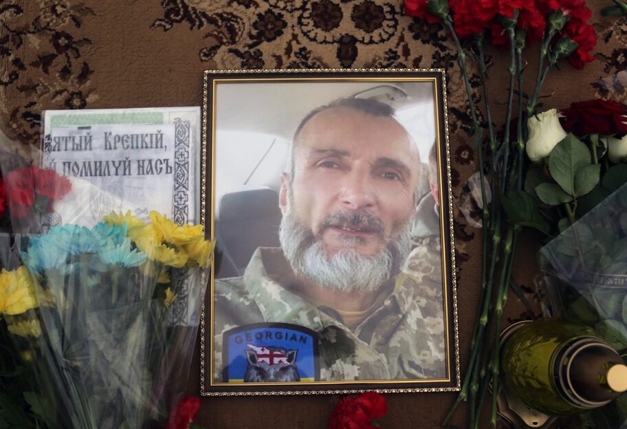 На Донбассе погиб Давид Шартава - с бойцом простились в Киеве - фото - фото 1