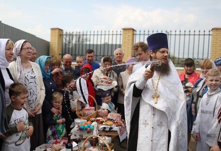 «Великодній кошик» подорожчав: скільки буде коштувати українцям накрити святковий стіл