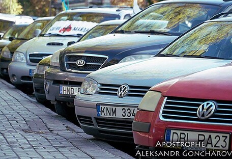 Закон про розмитнення авто: Україну можуть заполонити брудні шкідливі двигуни