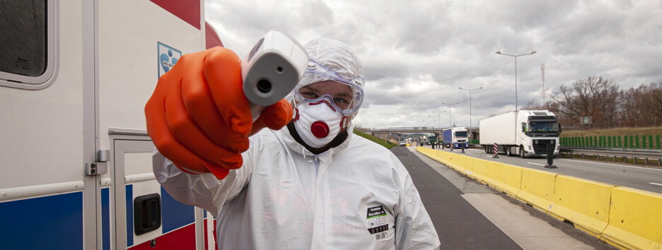 Польша ослабляет карантин: посол уточнил, будут ли пускать украинцев