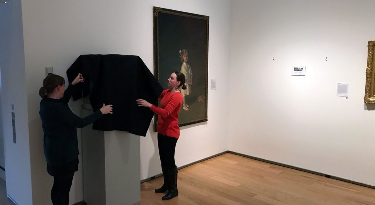 Культурный протест – в американском музее прячут картины иммигрантов