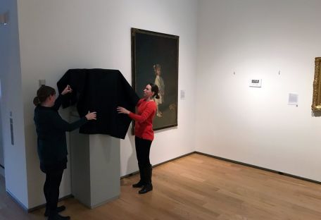 Культурный протест – в американском музее прячут картины иммигрантов