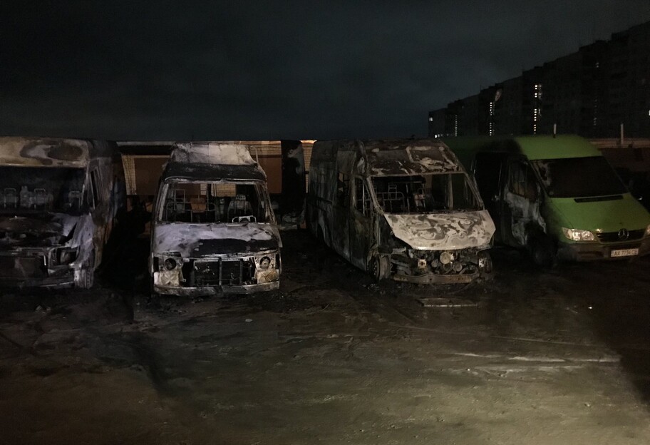 У Харкові 24 квітня згоріло чотири автомобілі - фото - фото 1