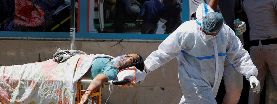 ВОЗ объяснила катастрофу с COVID-19 в Индии, откуда новый штамм проник в 17 стран